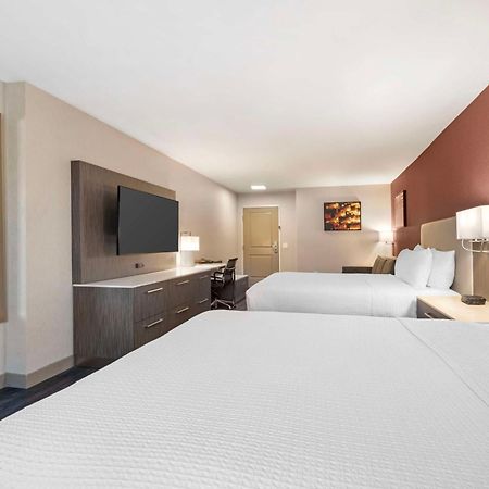 Best Western Plus Temecula Wine Country Hotel & Suites Bagian luar foto