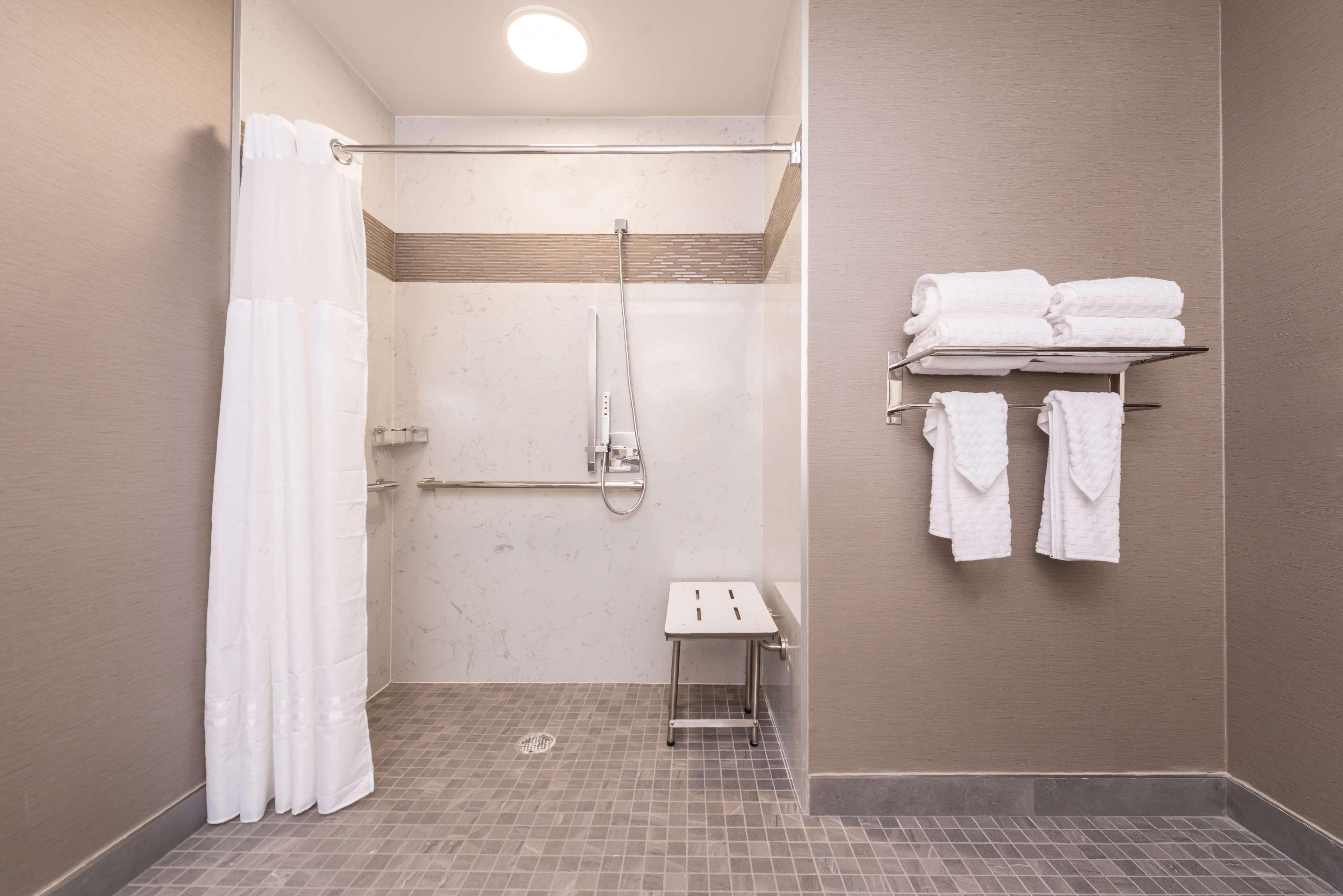 Best Western Plus Temecula Wine Country Hotel & Suites Bagian luar foto