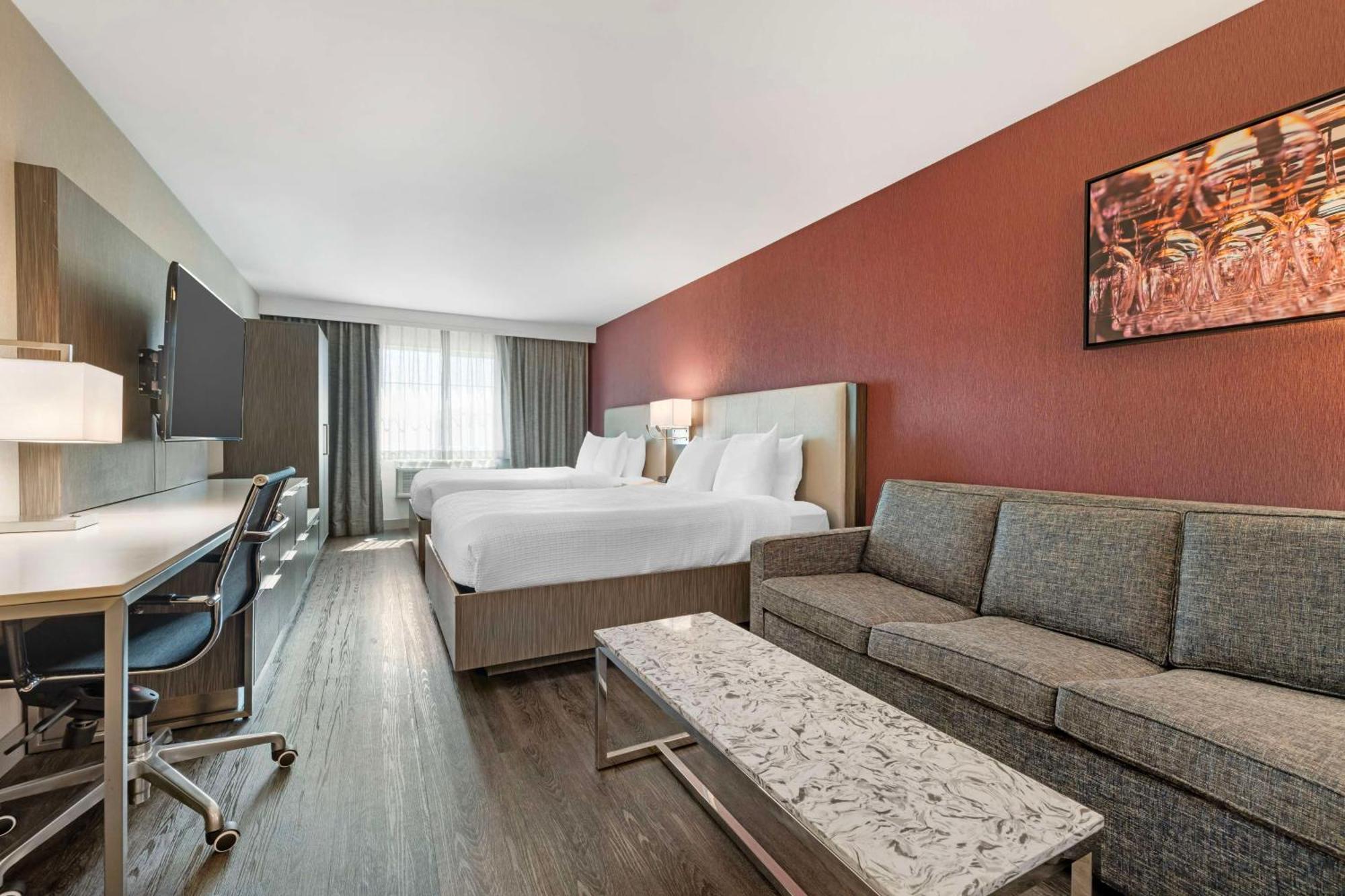 Best Western Plus Temecula Wine Country Hotel & Suites Bagian luar foto