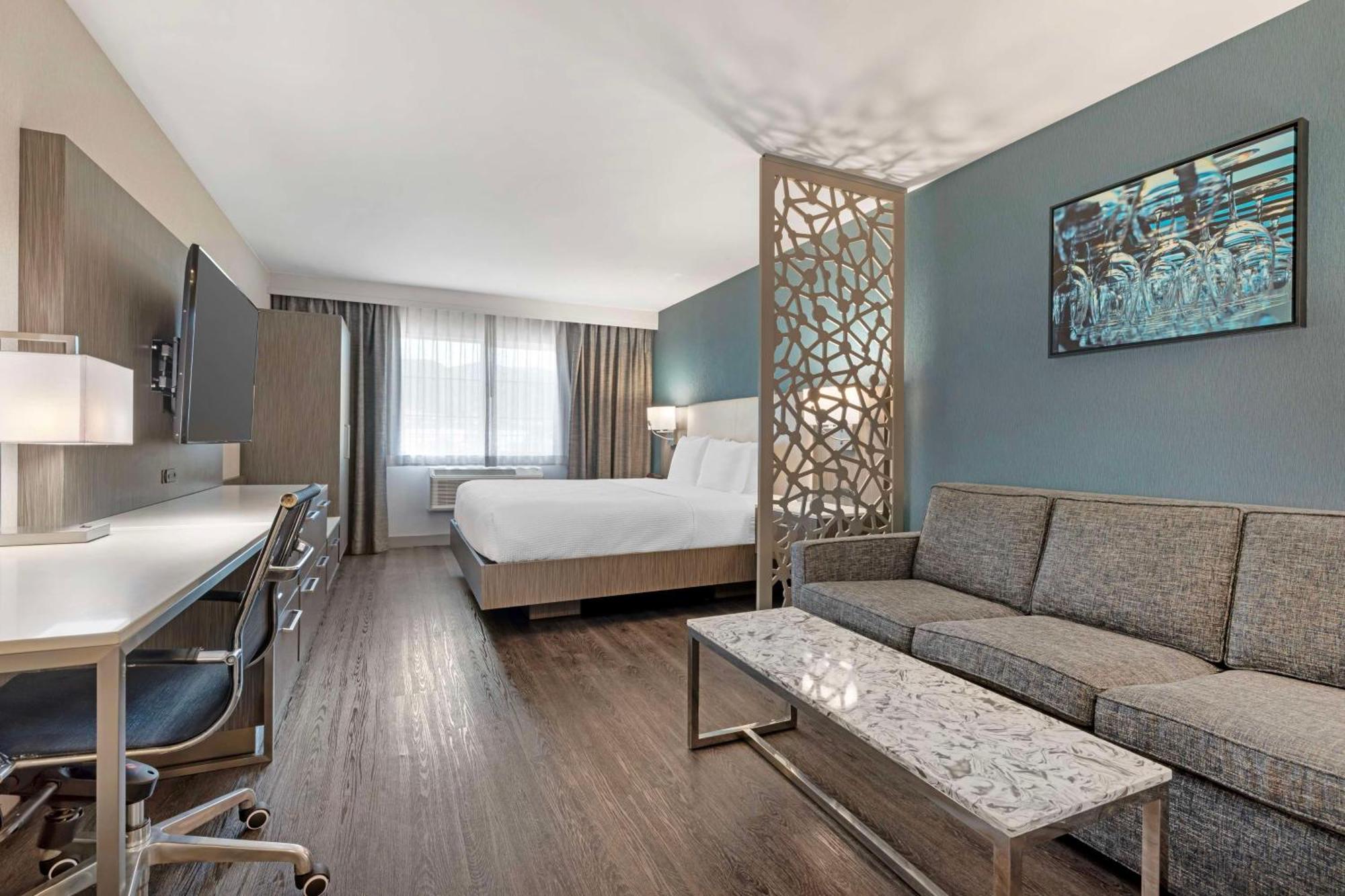 Best Western Plus Temecula Wine Country Hotel & Suites Bagian luar foto